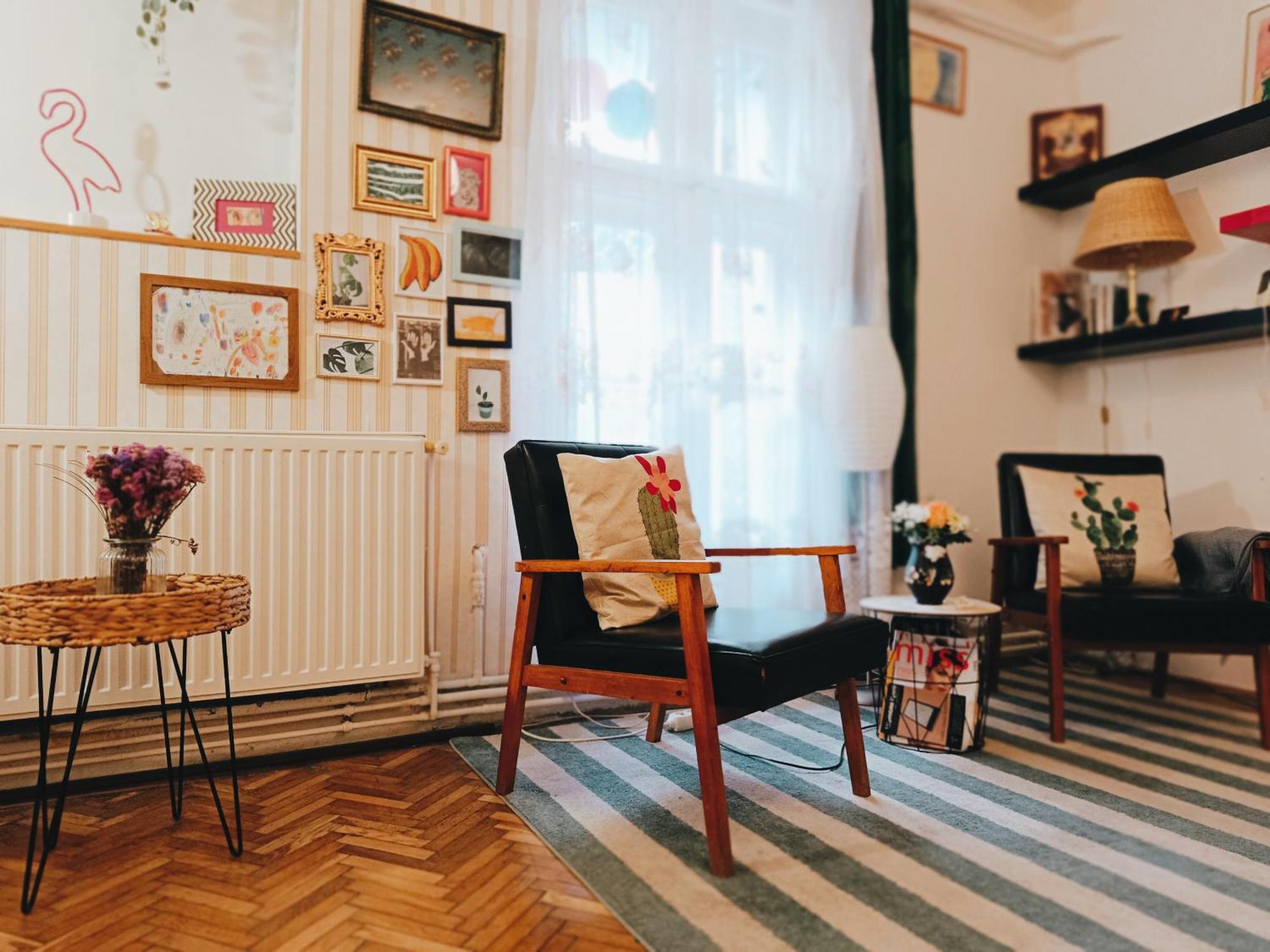 Flat In Historic Villa With Your Own Private Garden, Near City Park บูดาเปสต์ ภายนอก รูปภาพ