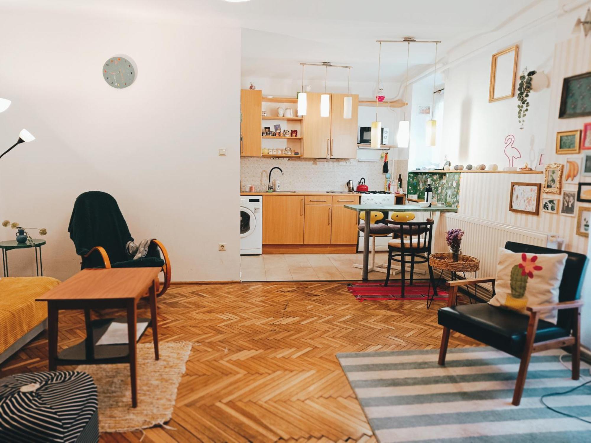 Flat In Historic Villa With Your Own Private Garden, Near City Park บูดาเปสต์ ภายนอก รูปภาพ